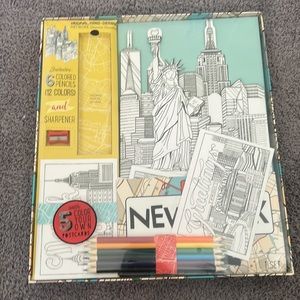 Imagine New York a FOLD-OUT Coloring Keepsake- Adult Coloring NEW
